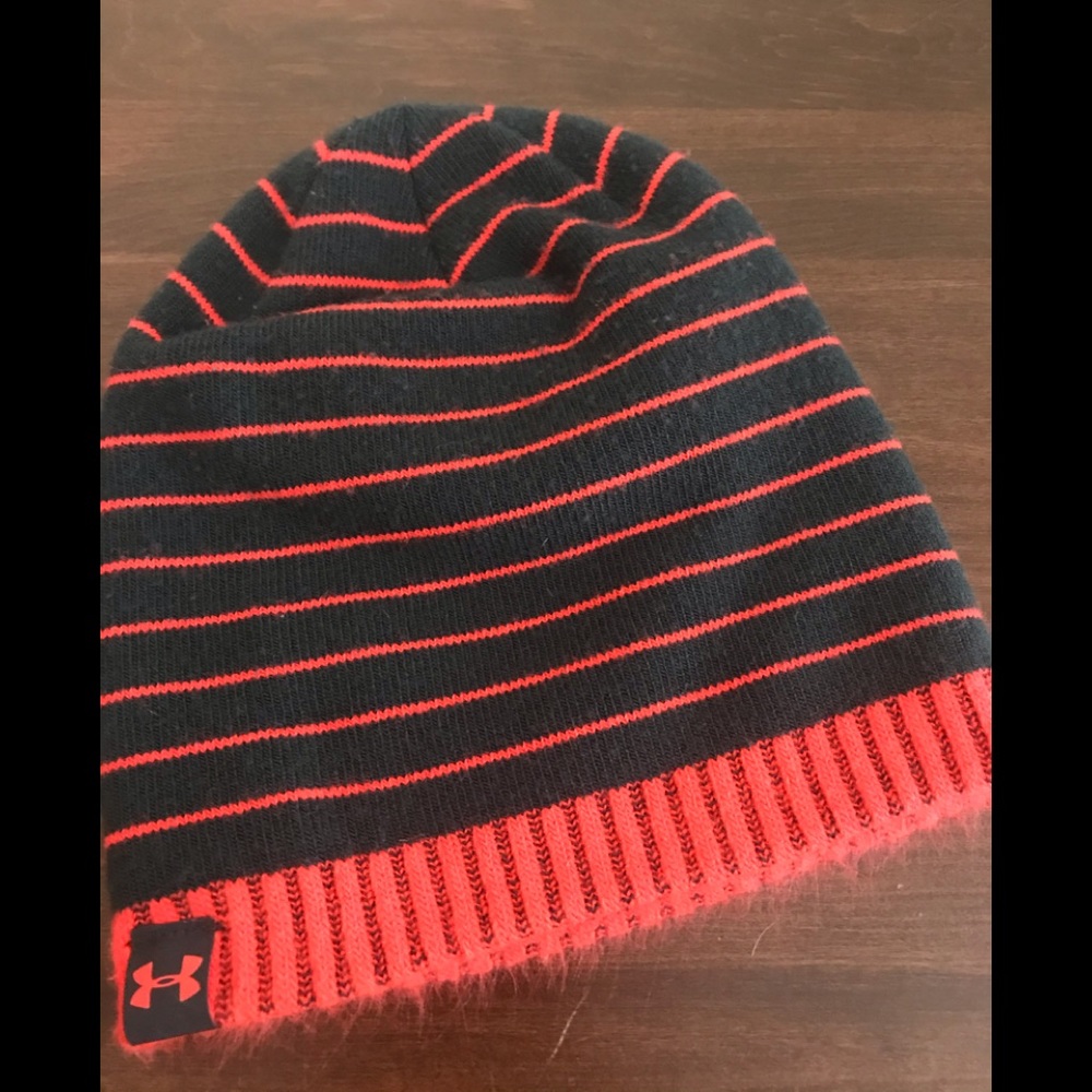 Under armor knit hat grey and orange